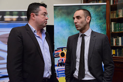 Eric Boullier, sporting director McLaren, Cyril Abiteboul, managing director Renault Sport F1 Team
