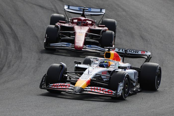 Charles Leclerc, Ferrari, Isack Hadjar, Racing Bulls Team