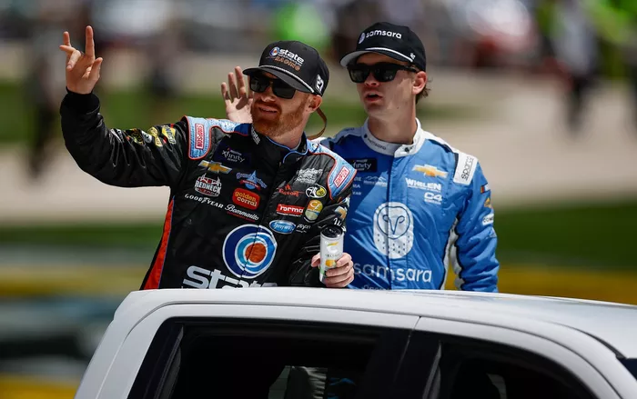 Jeb Burton, Jordan Anderson Racing Chevrolet, Jesse Love, Richard Childress Racing Chevrolet