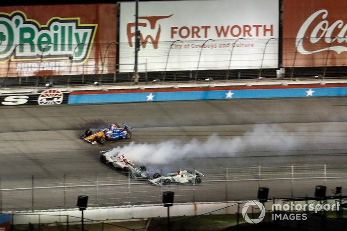 Scott Dixon, Chip Ganassi Racing Honda, Colton Herta, Harding Steinbrenner Racing Honda, crash, Alexander Rossi, Andretti Autosport Honda