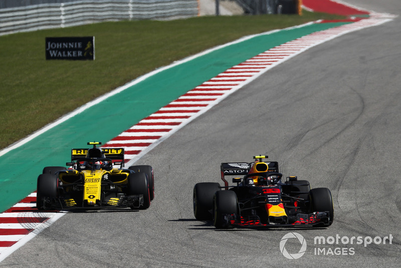 Макс Ферстаппен, Red Bull Racing RB14, Карлос Сайнс-мол., Renault Sport F1 Team R.S. 18