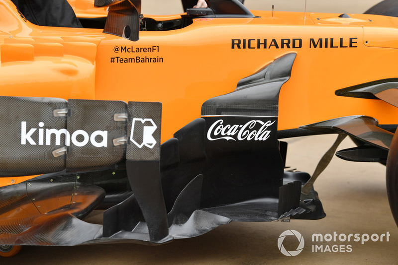 McLaren MCL33 bargeboards