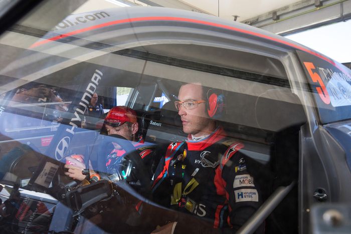 Thierry Neuville, Nicolas Gilsoul, Hyundai i20 WRC, Hyundai Motorsport