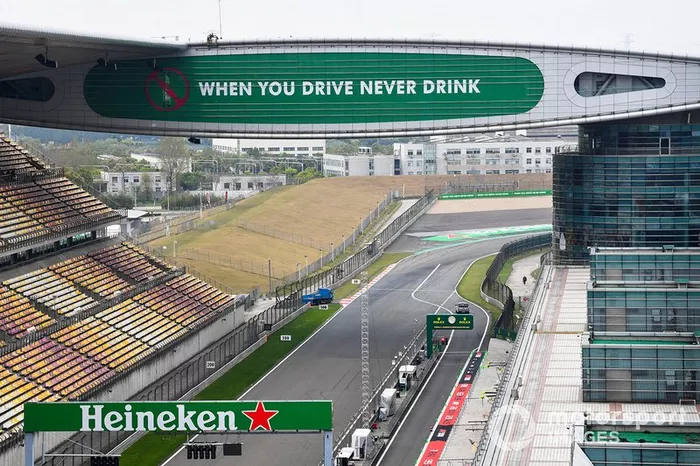 Recta de meta del circuito de Shanghai