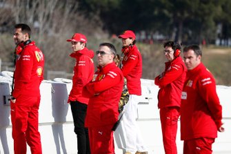 Mattia Binotto, teambaas Ferrari, Charles Leclerc, Ferrari, John Elkann, FIAT voorzitter