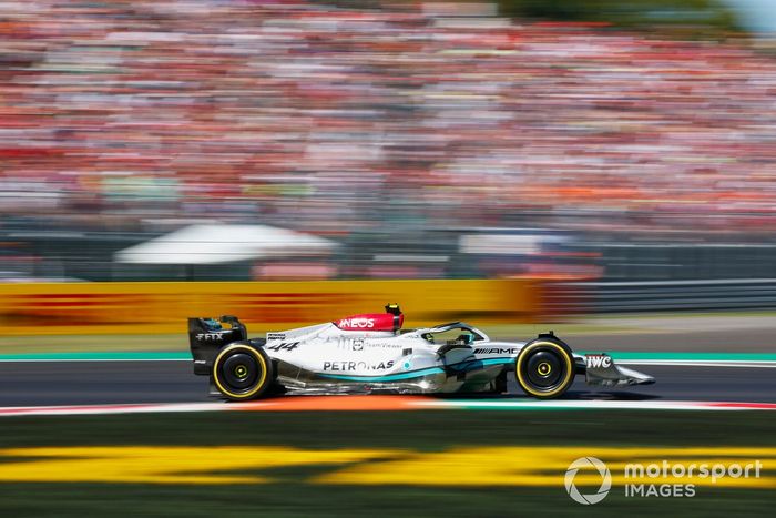 Lewis Hamilton, Mercedes W13