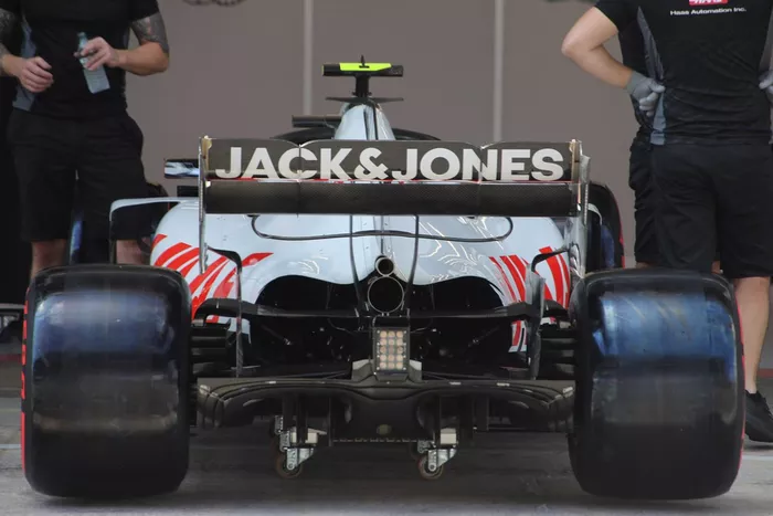 Detalle trasero del VF20 de Haas