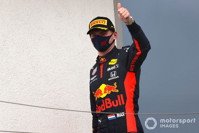 Podio: segundo lugar Max Verstappen, Red Bull Racing 