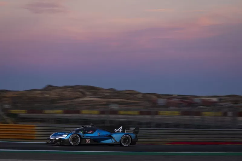 Alpine A424