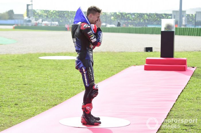 El Campeón del Mundo Fabio Quartararo, Yamaha Factory Racing celebra