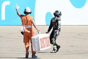 La chute de Cal Crutchlow, Team LCR Honda
