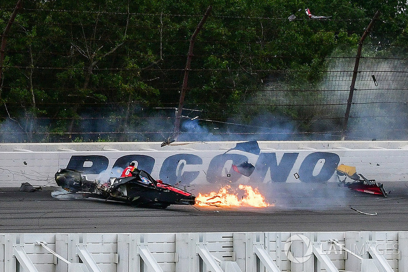Robert Wickens, Schmidt Peterson Motorsports Honda, James Hinchcliffe, Schmidt Peterson Motorsports Honda, Ryan Hunter-Reay, Andretti Autosport Honda, Pietro Fittipaldi, Dale Coyne Racing Honda