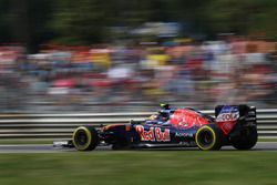 Carlos Sainz Jr., Scuderia Toro Rosso STR11