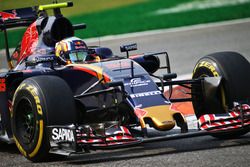 Carlos Sainz Jr., Scuderia Toro Rosso STR11