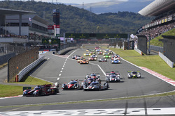 Start: #8 Audi Sport Team Joest, Audi R18 e-tron quattro: Lucas di Grassi, Loic Duval, Oliver Jarvis