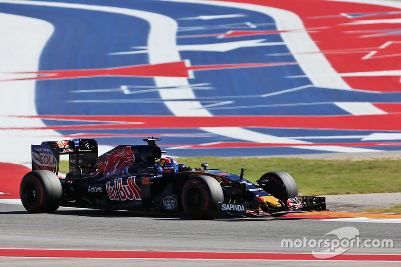 13. Daniil Kvyat, Scuderia Toro Rosso STR11