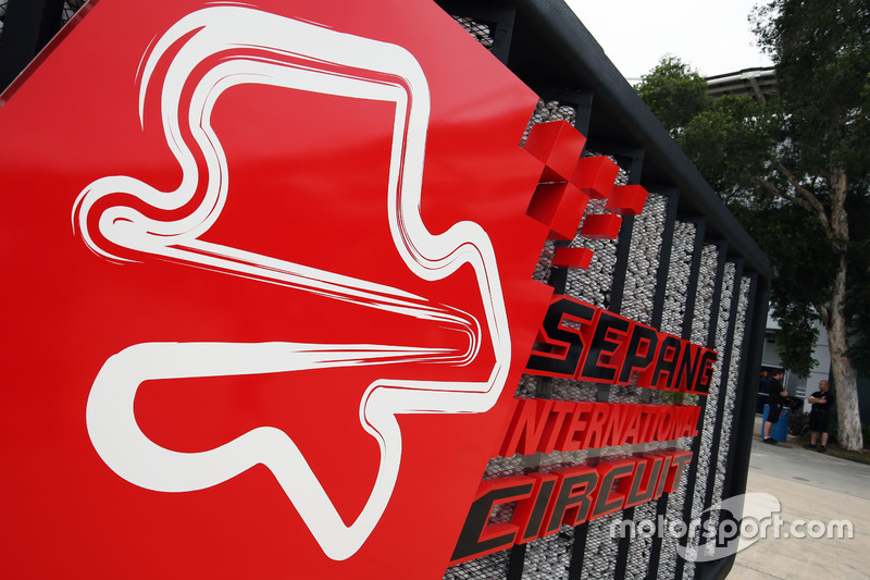 Schild vom Sepang International Circuit