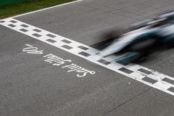 Lewis Hamilton, Mercedes AMG F1 W09