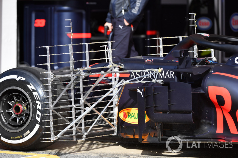 Max Verstappen, Red Bull Racing RB14, con sensori aerodinamici