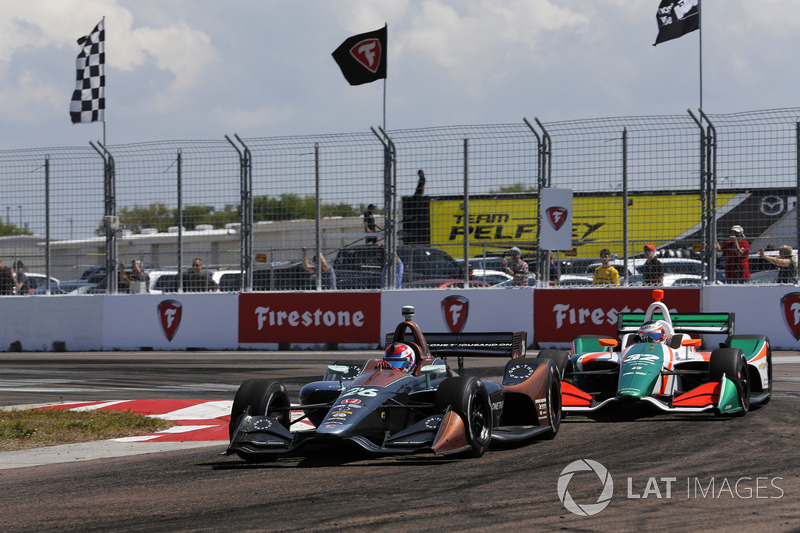 Zach Veach, Andretti Autosport Honda, Rene Binder, Juncos Racing Chevrolet