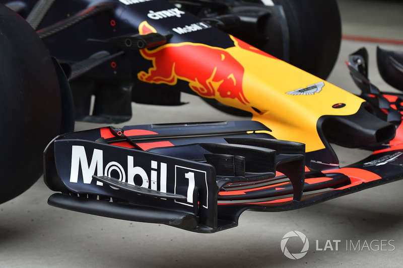 Red Bull Racing RB14 front wing detail
