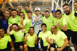 Pierre Gasly, Toro Rosso, celebrates 4th place with his team