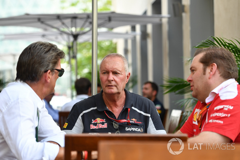 Graeme Lowdon, John Booth, Scuderia Toro Rosso y Dave Greenwood, Ferrari