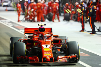 Kimi Raikkonen, Ferrari SF71H, leaves his pit box after a stop