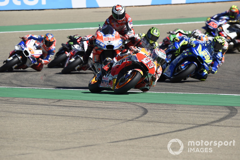 Jorge Lorenzo, Ducati Team crashes at the start 