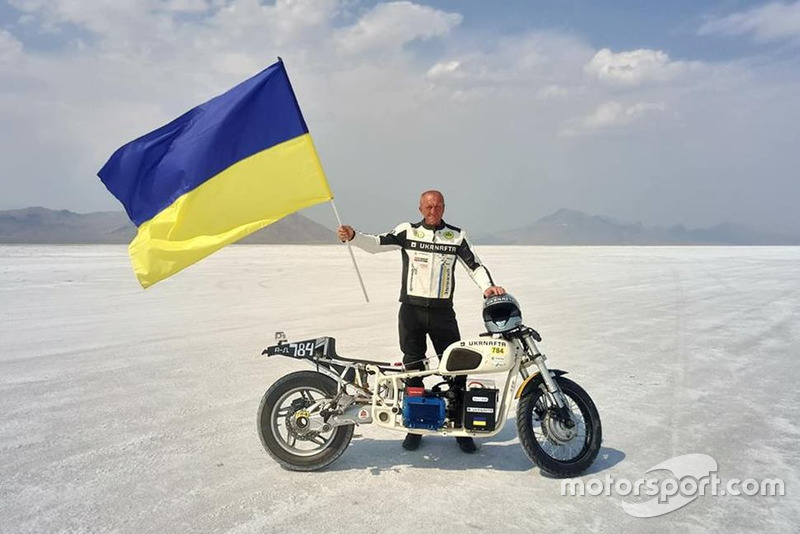 Сергій Малік та електробайк "Дніпро" на 70-му Тижні швидкості на Бонневіллі