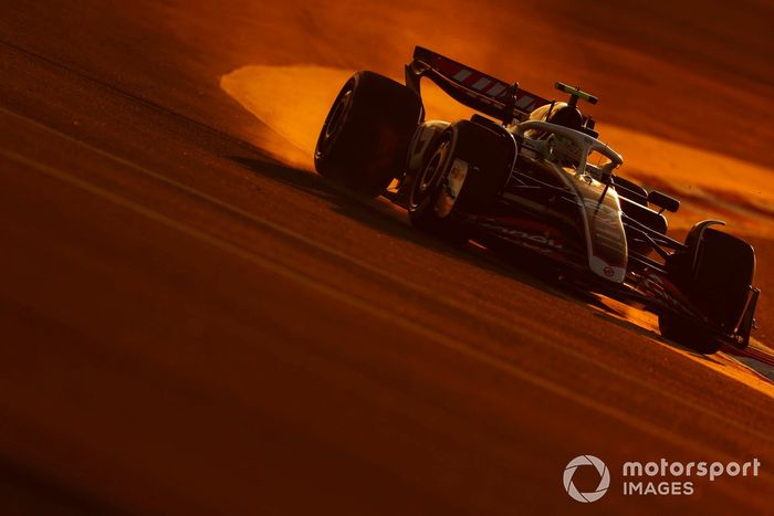 Nico Hulkenberg, Haas VF-24 
