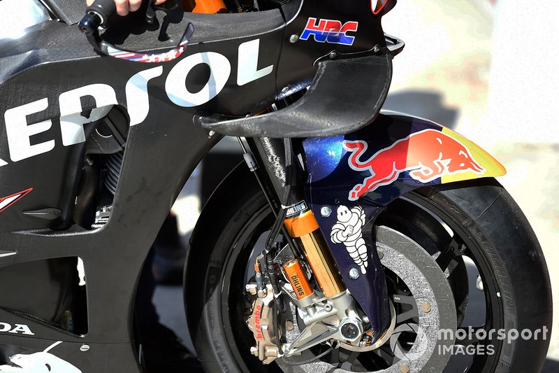 Dettaglio della moto del Team Repsol Honda