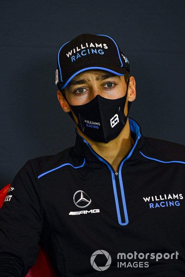 George Russell, Williams Racing,en la conferencia de prensa