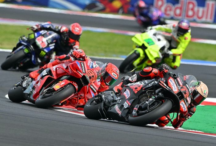 Марко Беццокки, Aprilia Racing, Марк Маркес, Ducati Team