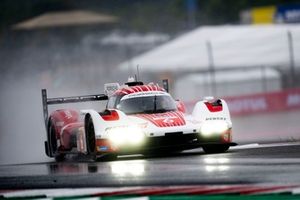 #6 Porsche Penske Motorsport Porsche 963: Kevin Estre, Laurens Vanthoor, Matt Campell