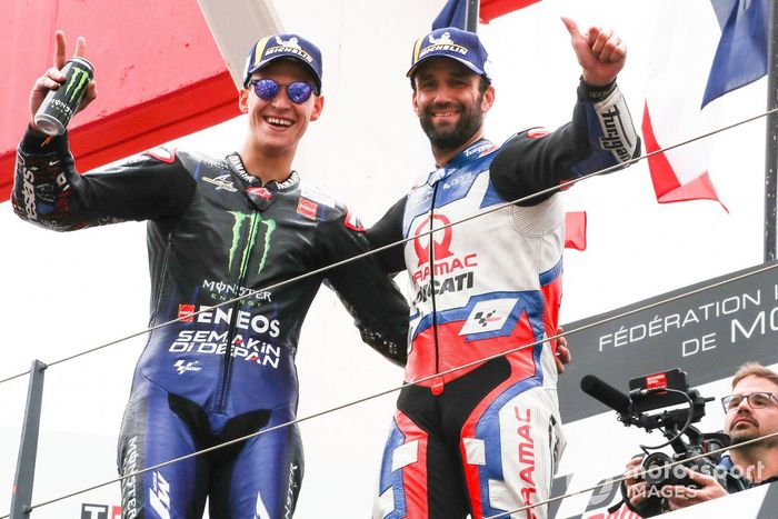 Podio: segundo lugar Johann Zarco, Pramac Racing, ganador Fabio Quartararo, Yamaha Factory Racing