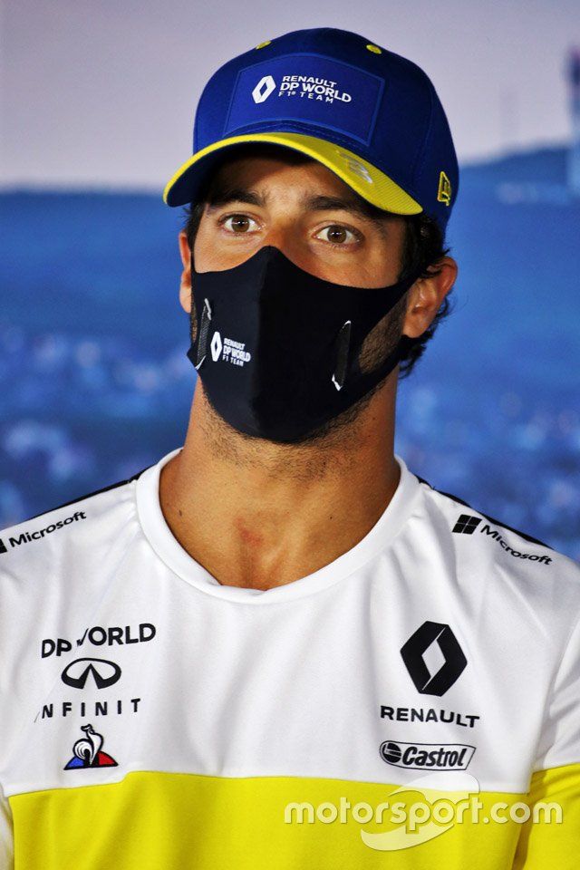 Daniel Ricciardo, Renault F1 en la conferencia de prensa