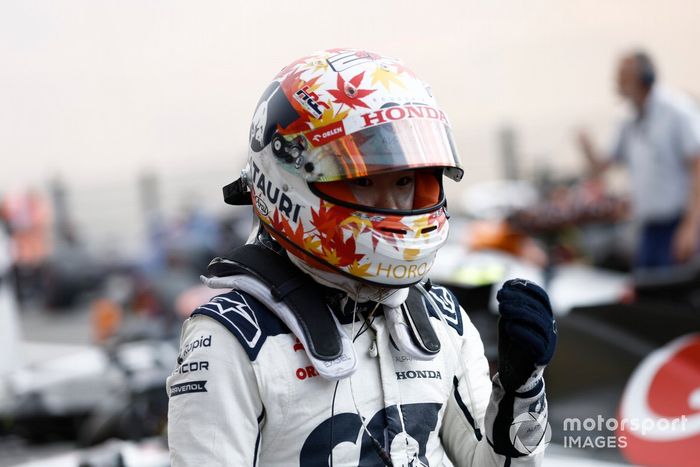 Yuki Tsunoda, establo AlphaTauri, en Parc Ferme