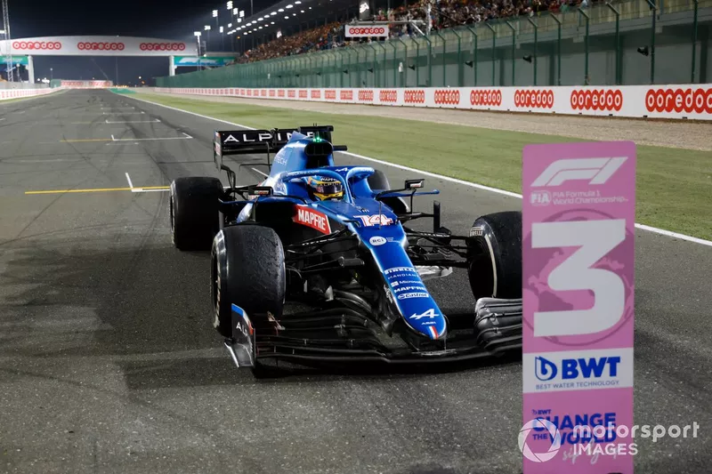 Fernando Alonso, Alpine A521, tercer clasificado del GP de Qatar