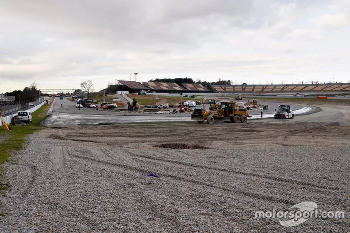 Trabajos de remodelación de la curva 10 del Circuit de Barcelona-Catalunya