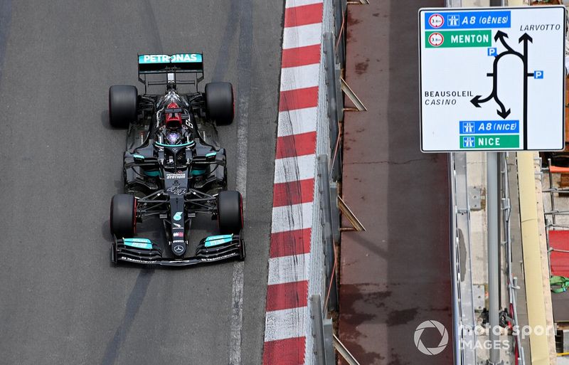 Lewis Hamilton, Mercedes W12