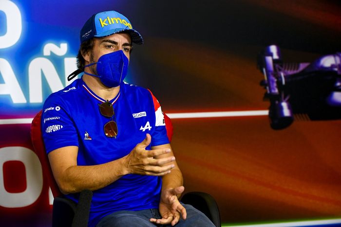 Fernando Alonso, Alpine F1 en la conferencia de prensa