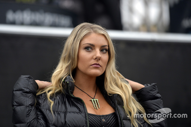 Grid girl