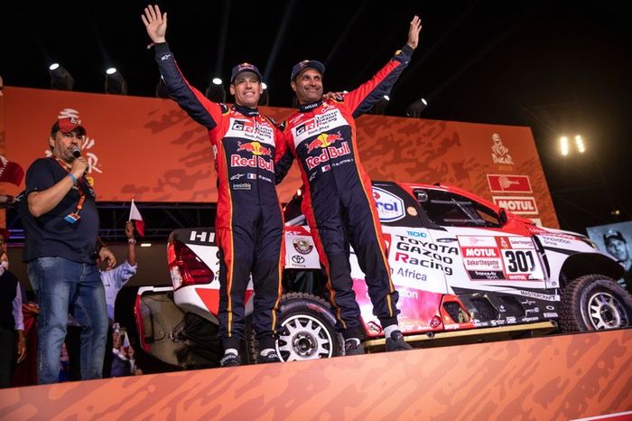 #301 Toyota Gazoo Racing Toyota Hilux: Nasser Al-Attiyah, Matthieu Baumel