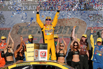 Race winner Kyle Busch, Joe Gibbs Racing, Toyota Camry M&M's