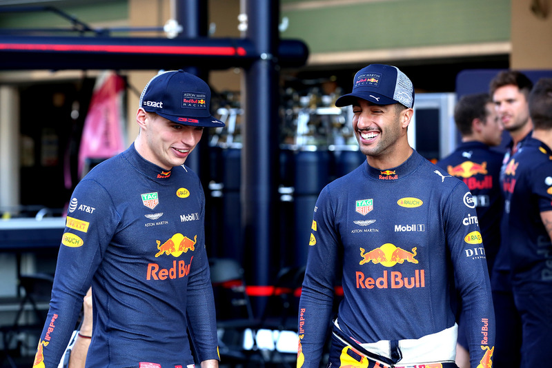 Max Verstappen, Red Bull Racing, Daniel Ricciardo, Red Bull Racing