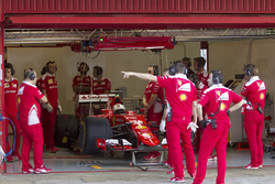 Sebastian Vettel, Ferrari SF15-T pruebas de neumáticos Pirelli 2017-spec