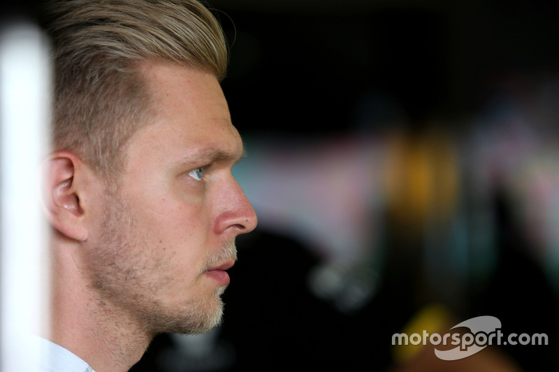 Kevin Magnussen, Renault Sport F1 Team