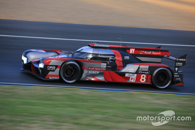 #8 Audi Sport Team Joest Audi R18: Lucas di Grassi, Loic Duval, Oliver Jarvis