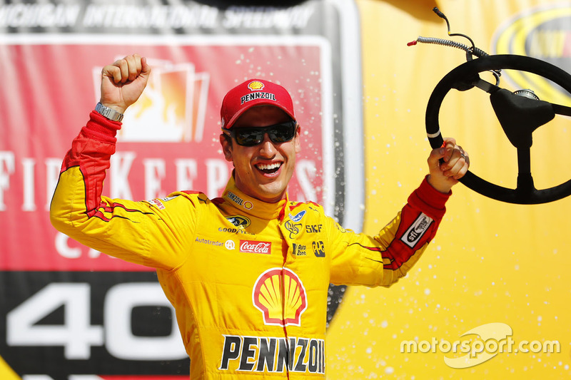#11: Joey Logano
